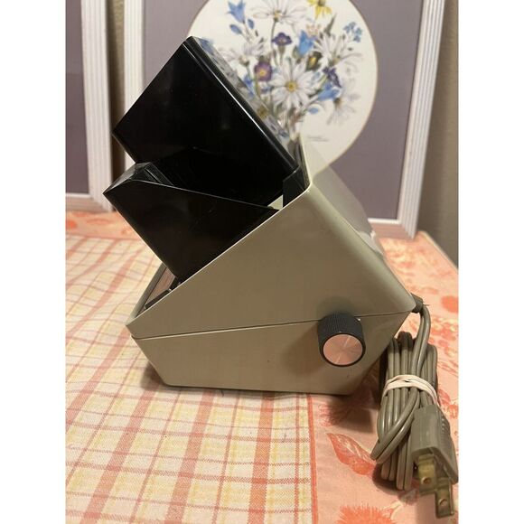 Vintage Argus 693 Electromatic 35 MM Slide Viewer Tested Made in USA Retro Works - Picture 4 of 8